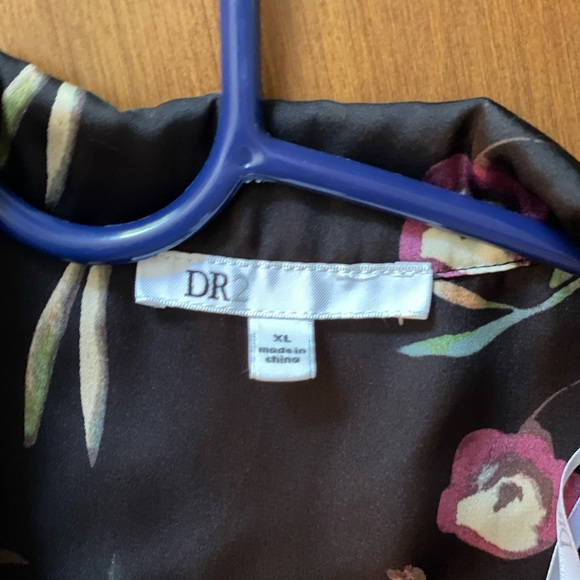 DR2 Black Floral Casual Shirt - Picture 2 of 8